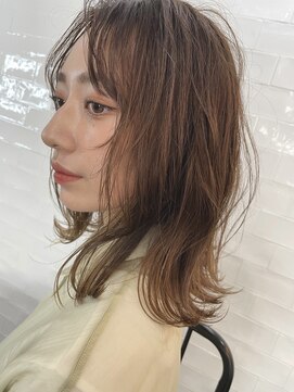 スイ(sui) かき上げ外はねスタイル