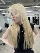 ヴァーディ オモテサンドウ(Vardy omotesando)&nbsp;抜きっぱなしブリーチ・表参道ブリーチ・ケアブリーチ・ロング