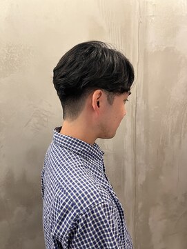 リリアーナ(LILIANA) フェザーパーマ　カルマパーマ　池袋パーマ