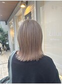 ミルクティーベージュ