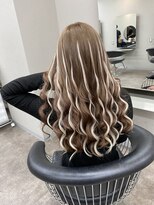 エミーバイモアムー(Emmie byMoremuu)&nbsp;【埼玉YU-TA ギャルスタイル】