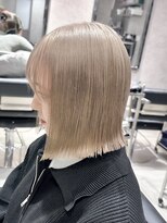 ベモ(NVEMO)&nbsp;ミルクティーベージュ