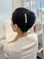 マーリー(marlee)&nbsp;夜会巻き パーティー 結婚式 お呼ばれ ヘアセット 表参道