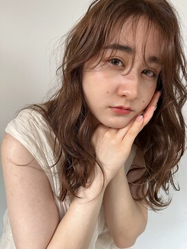 アンド グラフ(& Graph.) 透明感カラーオリーブベージュ顔まわりカットレイヤー