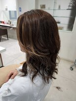 デフィ アオヤマ(defi AOYAMA) お顔周りハイライトカラーミディアム