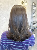 ディーヴァヘアーエズ(DIVA hair Eze) グレージュカラーレイヤーカットブリーチなしカラー