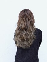 ユニカ ヘアー(UNICA hair)&nbsp;尾道市 美容室 人気 UNICA グレージュカラー グラデーション