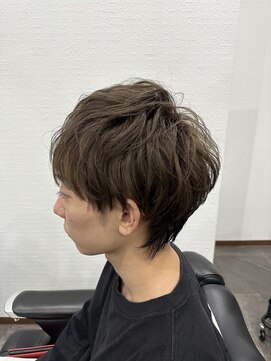 エイト(AITE) ツイストスパイラルパーマセンターパート<理容室>川口鳩ヶ谷65