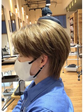 ヴェロ 福井(VeRO) 韓国風！？センターパートウルフ