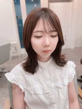ラルゴ ヘアー(LARGO Hair) 韓国風くびれミディアム