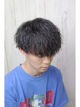 〈〈ツイストスパイラルパーマ≫ツヤのある無造作な質感が人気メンズ特化サロンだから作れる【メンズ】