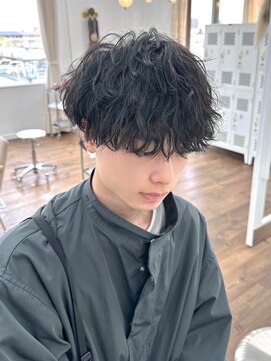 ユイマァルスロウ(YUIMARL SLOW) 控えめパーマ【波巻きパーマ】