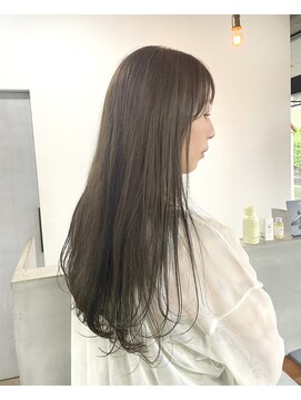 スリー(Three) 【Three萩原/大分/miya】柔らかいオリーブベージュ◎