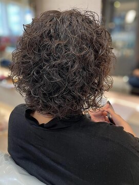 ザビー(THE B) 本八幡×ウェーブパーマ×ミディアムスタイル