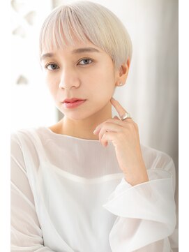 カバーヘアアンドスパ ブリス 浦和(COVER HAIR&SPA bliss) 小顔補正カットイメチェン透明感ハイトーンカラーZ浦和20代30代