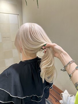 ホワイトブロンド