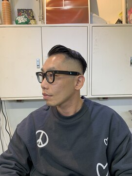 メリケンバーバーショップ フクオカ(MERICAN BARBERSHOP FUK) べリーショートダークアッシュニュアンスパーマ韓国マッシュ