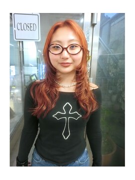 ノラ シブヤ(NORA) ハッシュカットレイヤーシャギーレイヤーオレンジダブルカラー