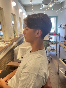 ベベ バイ モップス(be'be' by MOPS) ニュアンスパーマ/フェザーパーマ/センターパート