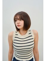 ヒュー 広島(HEW)&nbsp;ぷつっとボブ前髪あり大人かわいいグレージュヘア20代30代