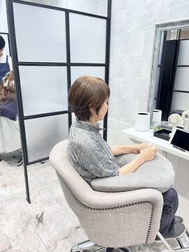 イーズ バイ インス(Yeeee.s by INCE) 白髪ぼかし/脱白髪染め/脱白髪染めハイライト/透明感