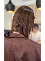 ネオリーブ クーロ(Neolive curro)&nbsp;小顔タッセルボブ×ぱつっとボブ[美髪/縮毛矯正/アッシュカラー]