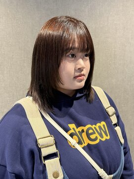 リア(Li'a) トーンダウンカラー＋レイヤーカット