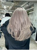 xバレイヤージュ/ホワイトグレージュ/レイヤーカット