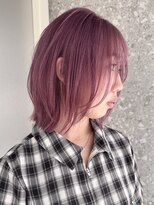 サンク 原宿 表参道(cinq)&nbsp;ハイトーンカラー顔周りレイヤーボブダブルカラーピンクカラー