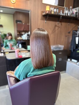 アオイ(Aoi) 春夏人気♪透明感オレンジカラー×ミディアム