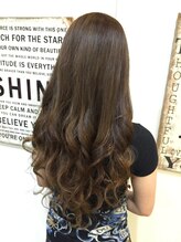 ヘアースタジオ グロース(HAIR STUDIO growth) 大人のドール風ロングヘア