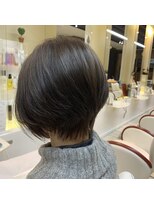 クオリス 上板橋店(QUALIS) 大人かわいい ツヤ髪/ひし形くびれ前下がりボブ/ダークブラウン