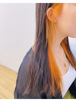 エイミー 布施店(eimee)&nbsp;カーキベージュインナーカラーフェザーバンク[布施駅/布施西北口