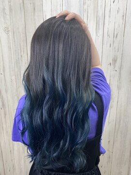 アンダーバーホワイト 京橋店(_WHITE) ブルーグラデーションデザインカラー