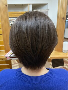 ルームヘアー(ROOM HAIR) ショートカット