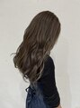 ヘアデザイン ソラ(Sola)&nbsp;ハイライトパネルで赤みを抑えたolive gray