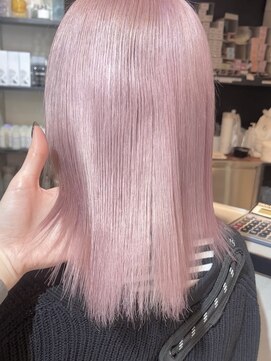 ペレ 渋谷(PELE) 斜めバング/グレージュカラー/シルキーベージュ/渋谷/渋谷駅