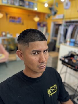 パーラーフリークス(PARLOR FREAKS) ぼかさないG.Iカット