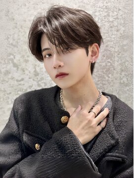 グロー オオミヤ アネックス 大宮(GLROW OMIYA ANNEX) ◆韓国大宮メンズセンターパートマッシュカルマヘア