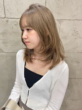 ジアン(JIEN) foggy beige _ layer cut
