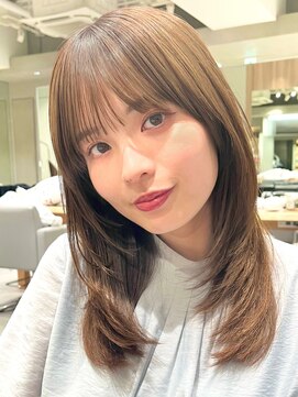 ミンクス 原宿店(MINX) 顔周りカット 前髪カット 艶髪 顔周りレイヤー ベージュカラー