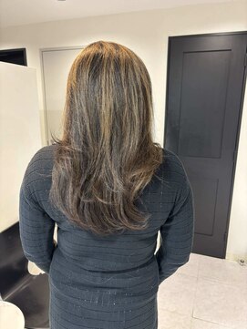 ボンズサロン(BONDZSALON) 白髪ぼかしハイライト×痛まない白髪染め【麻布十番駅/六本木駅