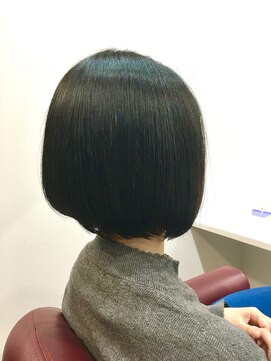 ルームス(ROOM’S) 少し前下がり少しレイヤーボブ