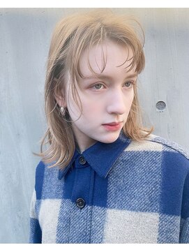 サロンドミルク 原宿(salon de MiLK) 切りっぱなしブロンドベージュ