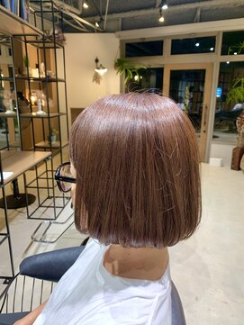 ユリイカビヨウシツ Aラインボブ