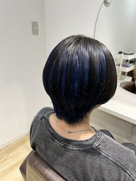 アン(Hair make un) 【ダブルカラー】ディープブルー♪