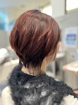 ウィスタリアフィールドプランシュ(WISTARIA FIELD-PLANCHES) (リピーター多数) 大人女性に好評女性らしさを引き出すショート