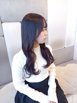 アナ ラーナ(Anna Lanna) ラベンダーピンク×顔周りレイヤー韓国風ゆる巻き