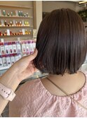 ナチュラルブラウン艶カラー透け感ストレート丸みボブ20代30代