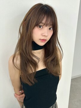 ユーフォリア 新宿通り(Euphoria) 韓国レイヤー/ワンカール/ハッシュカット/ブラウンカラー